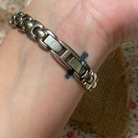 ⏰Vintage Fossil Two Tone Ladies Watch - Picture 5 of 8